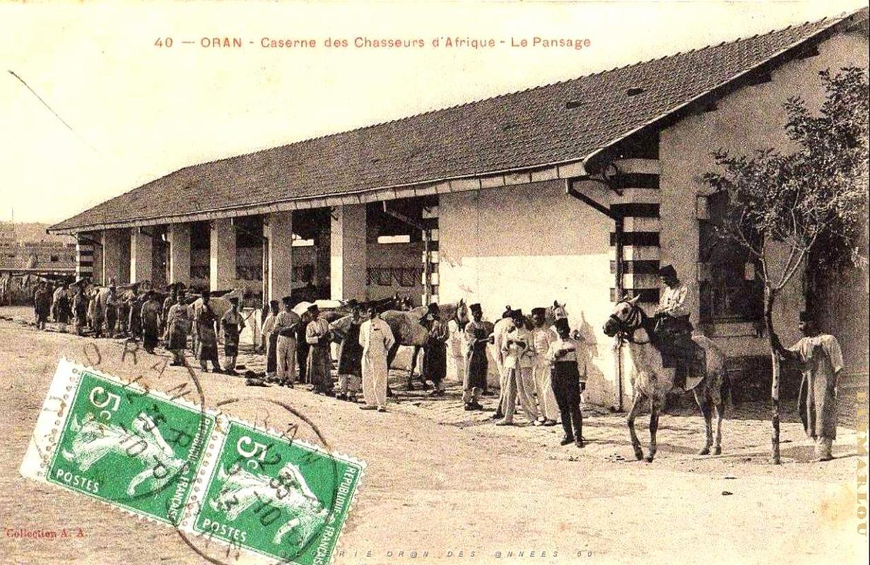 CA de- 029- Casernes des Chasseurs- Bd Andrieux.jpg